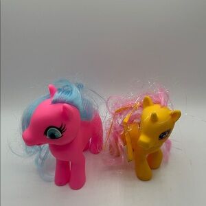 My Little Pony Pink and Yellow Play Pony Duo